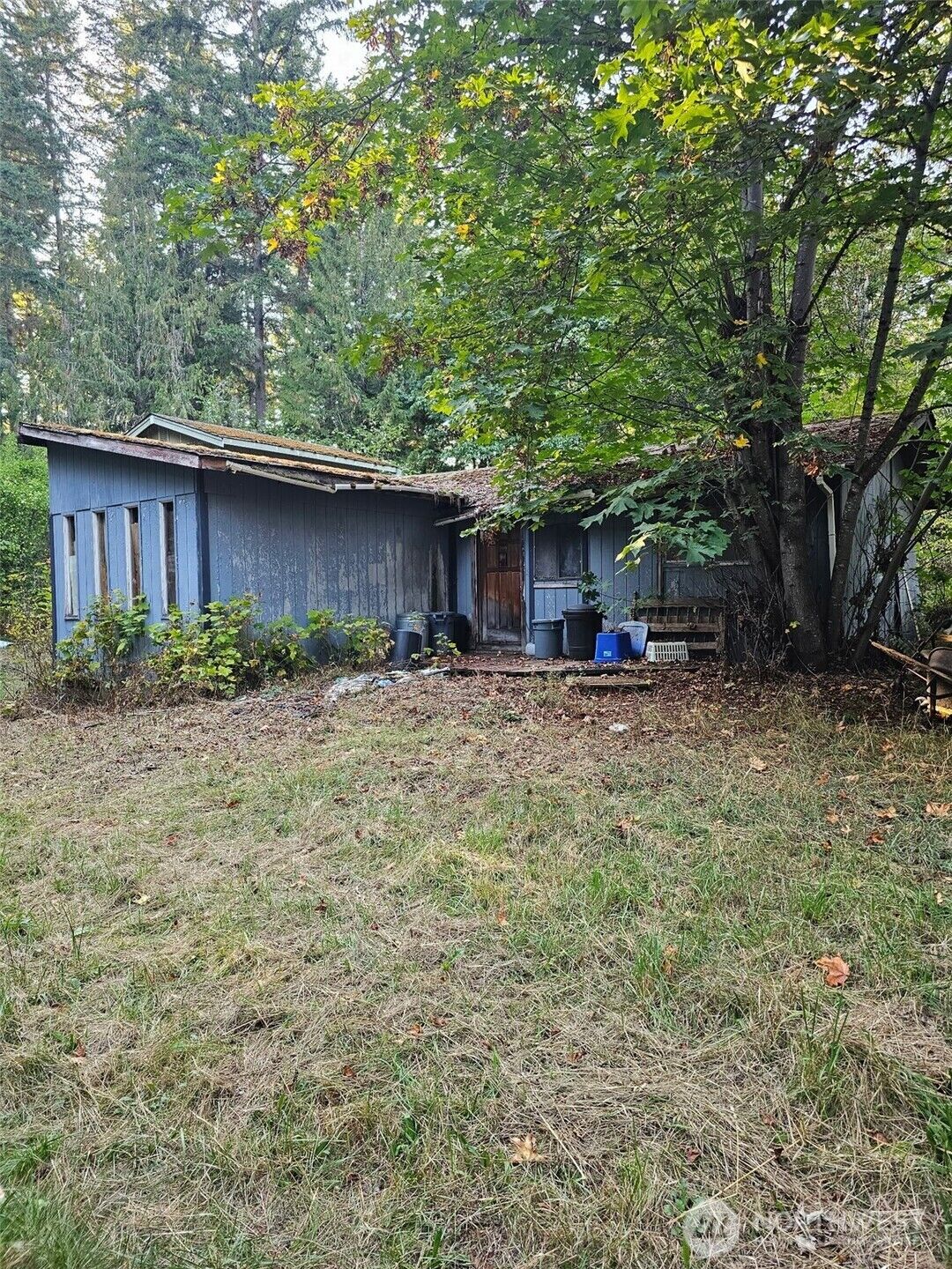 Property Photo: 30102 52nd Avenue E WA 98338