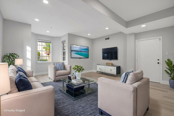 Property Photo: 1635 N Federal Highway FL 33483