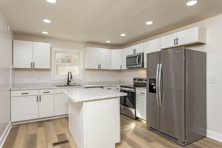 Property Photo:  520 Tennessee Street  TN 37381 