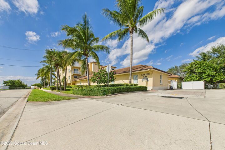 Property Photo: 191 Seminole Lane FL 32931