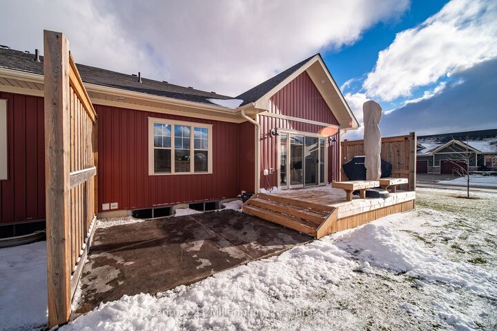 Property Photo:  1 Eagle Court  ON N0H 2C3 