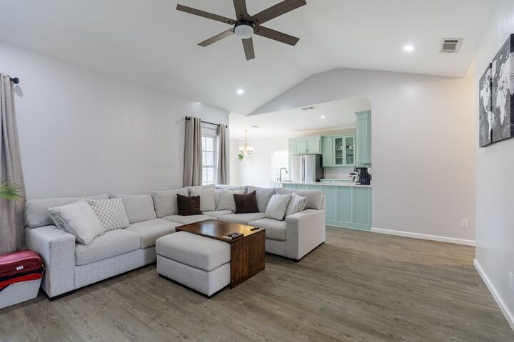 Property Photo: 20 Westwind Way GA 31635