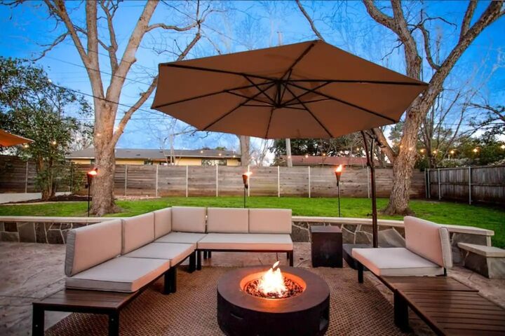 Property Photo:  2511 Friar Tuck Lane  TX 78704 