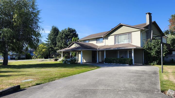 11400 Seafield Crescent — photo 1