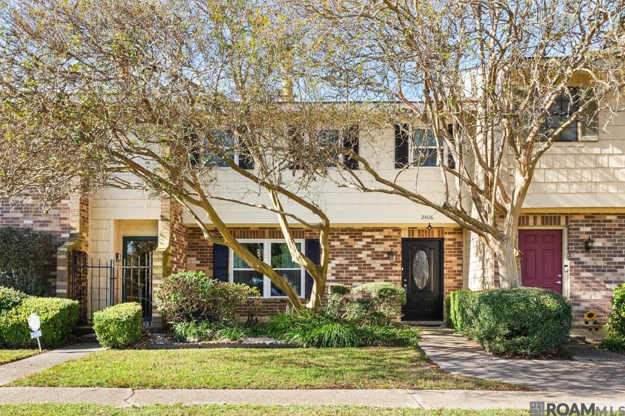 Property Photo:  2406 Shadowbrook Dr  LA 70816 