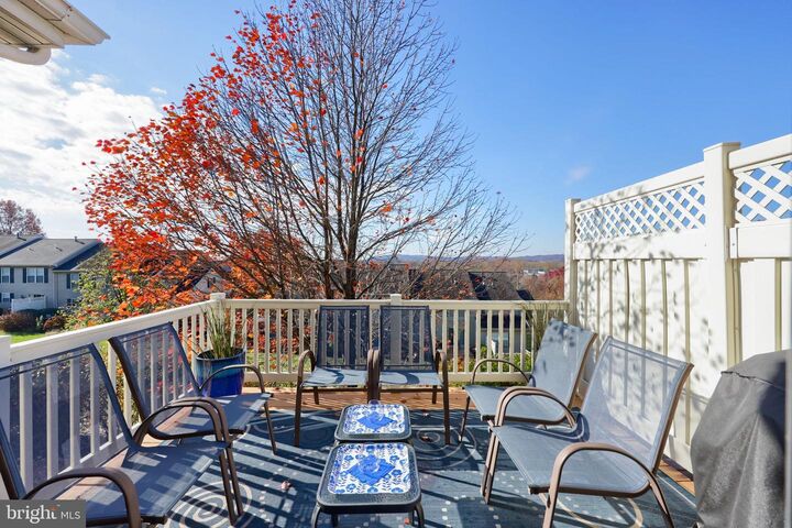 Property Photo:  728 Skywalk Lane  PA 17601 