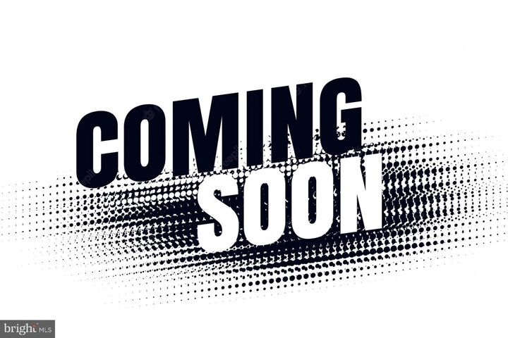 Property Photo:  13814 Greenwood Drive  VA 22193 