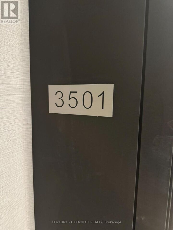 Property Photo:  82 Dalhousie Street 3501  ON M5B 1Y7 