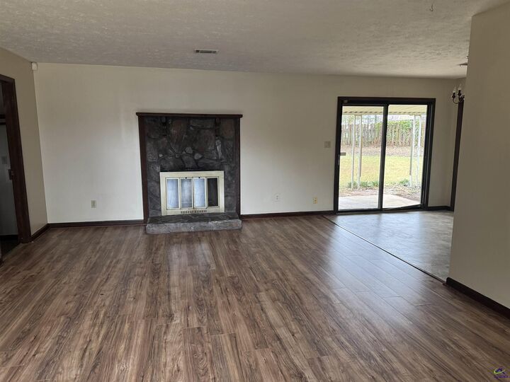 Property Photo:  108 Renoir Lane  GA 31088 