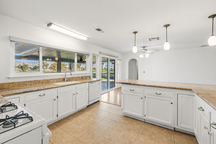 Property Photo:  77640 California Drive  CA 92211 