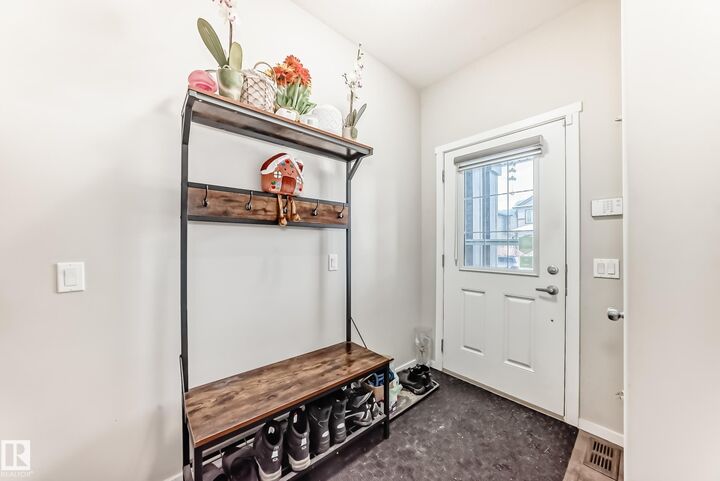 Property Photo:  671 Lewis Green Drive NW  AB T5T 4V9 