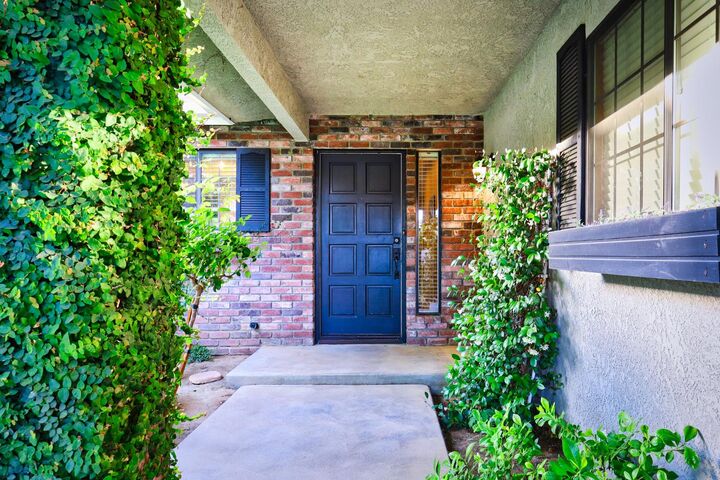 Property Photo:  2102 E Shea Drive  CA 93720 