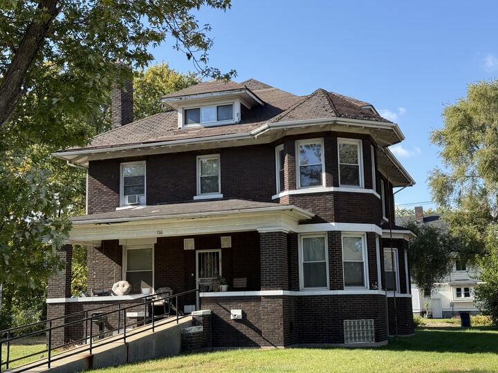 Property Photo:  700 Jackson Street  IN 46402 