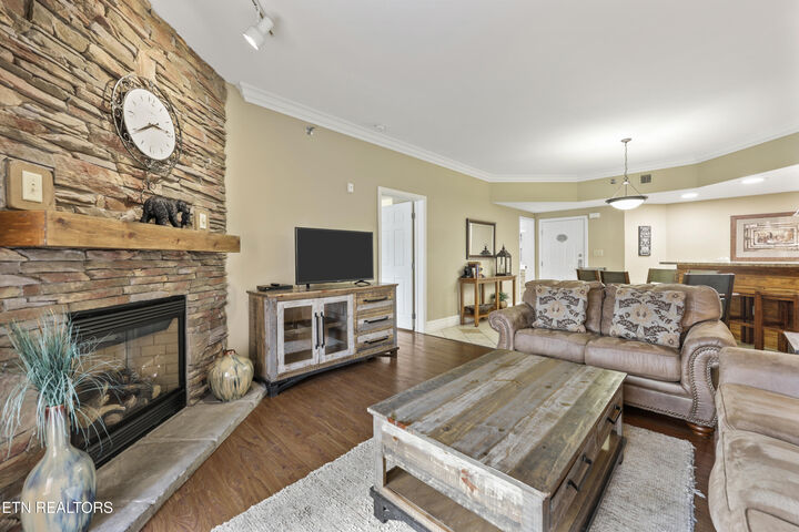 Property Photo: 215 Woliss Ln 406 TN 37738