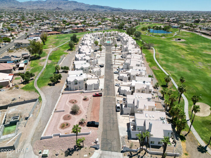 Property Photo: 420 Acoma Blvd 10 AZ 86406