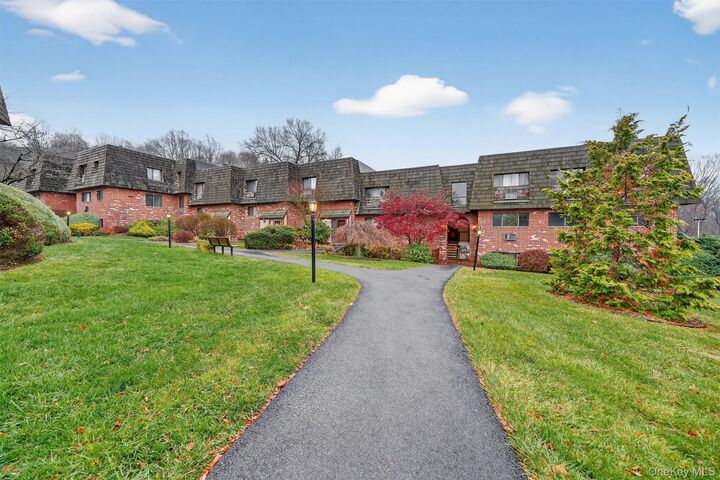 7 Briarcliff Drive S 13  Ossining NY 10562 photo