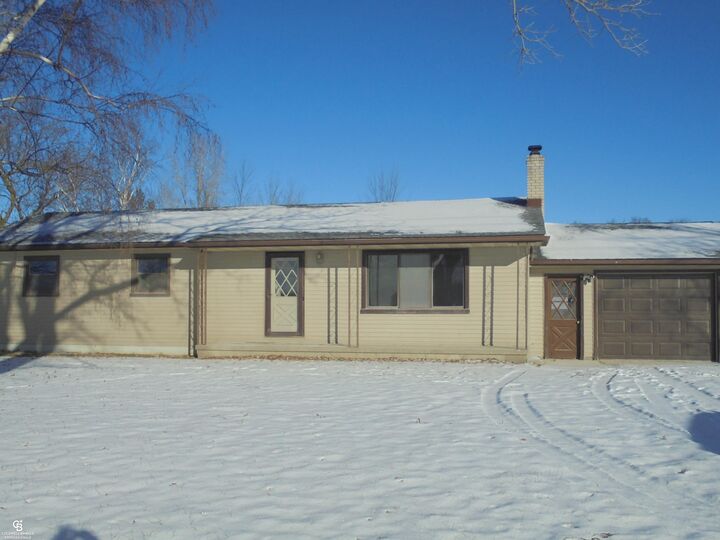 35325 31 Mile Road  Lenox MI 48050-1413 photo