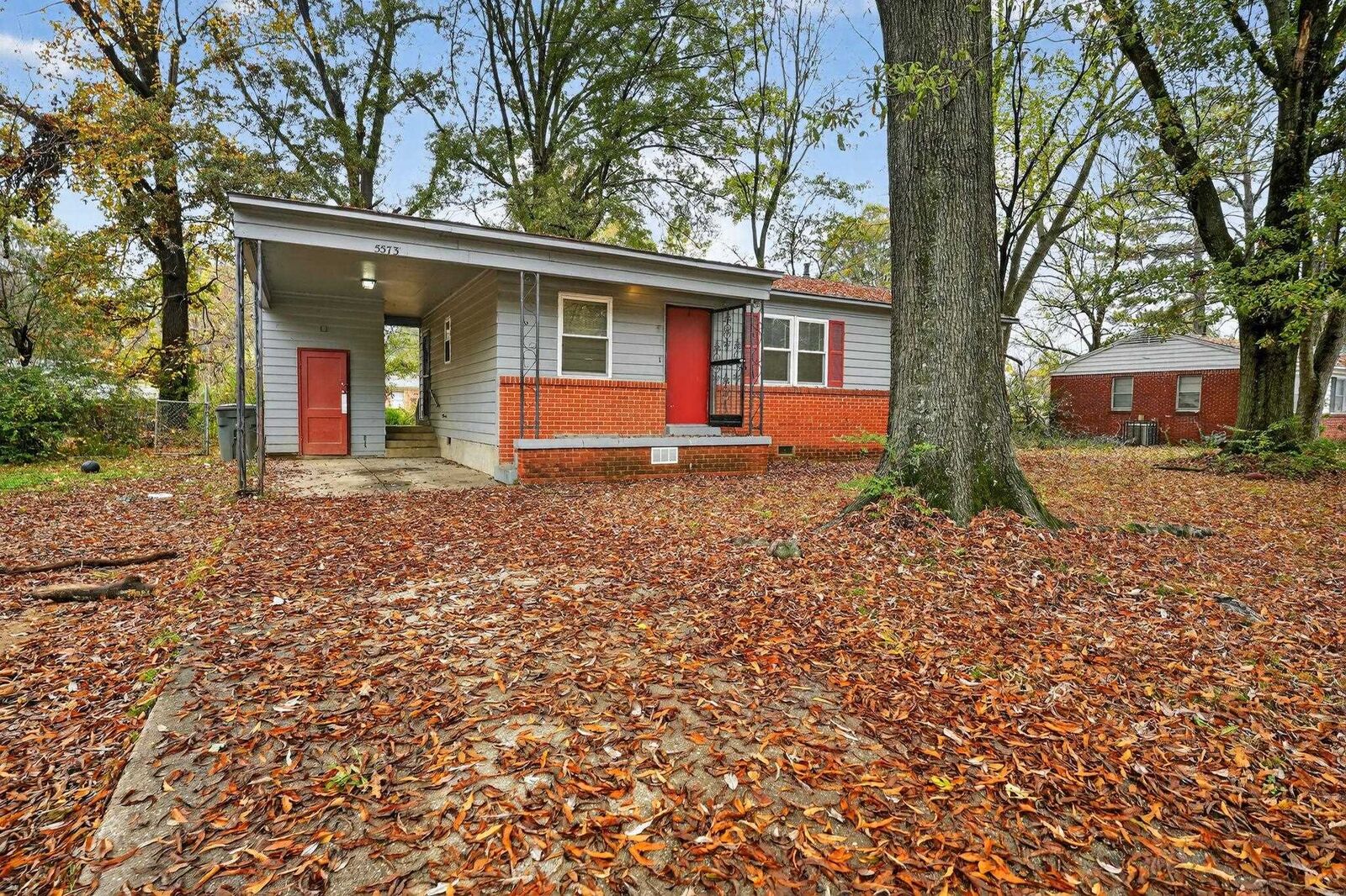 Property Photo:  5573 Millbranch Rd  TN 38116 