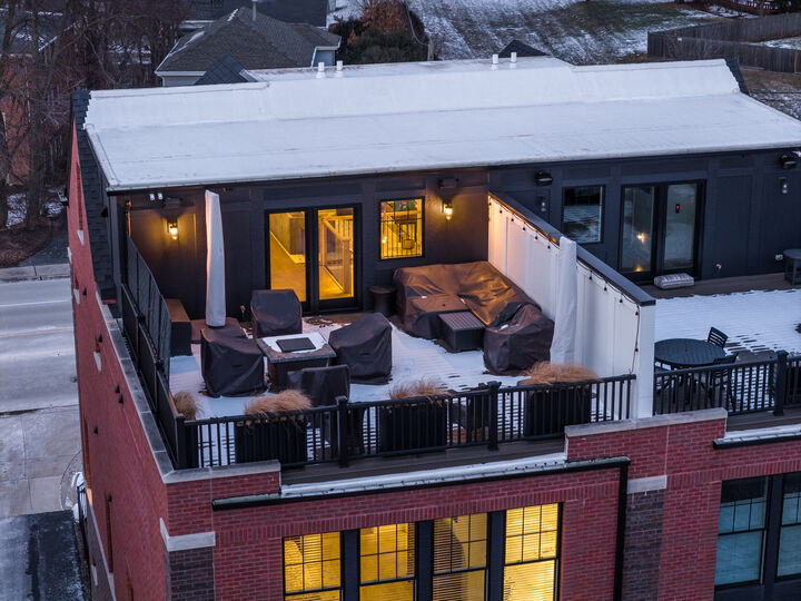 Property Photo:  932 E Chicago Avenue  IL 60540 