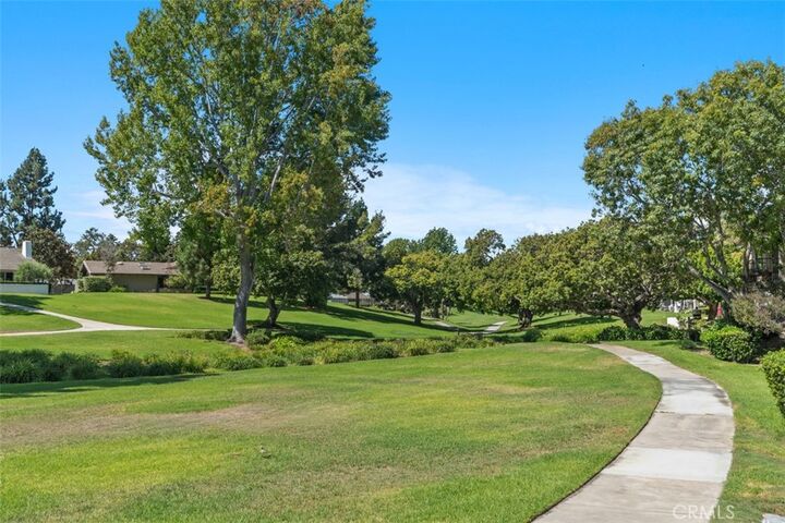 Property Photo: 525 Vista Flora CA 92660