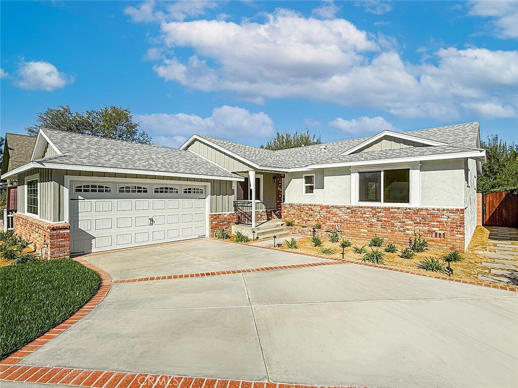 Property Photo:  23275 Hamlin  CA 91307 