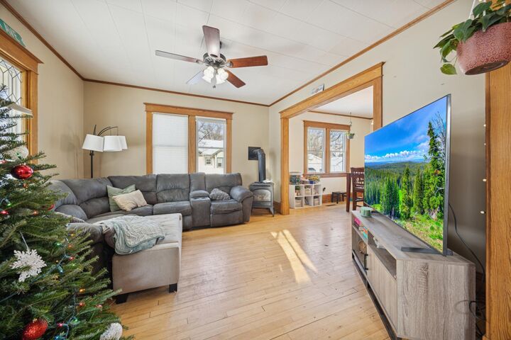 Property Photo:  800 McKinley Place S  MN 56301 