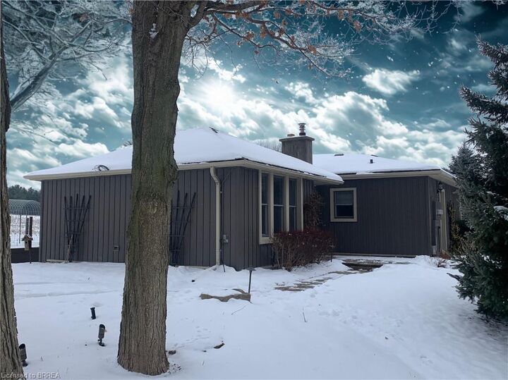 Property Photo:  2532 Governors Road  ON L0R 1T0 