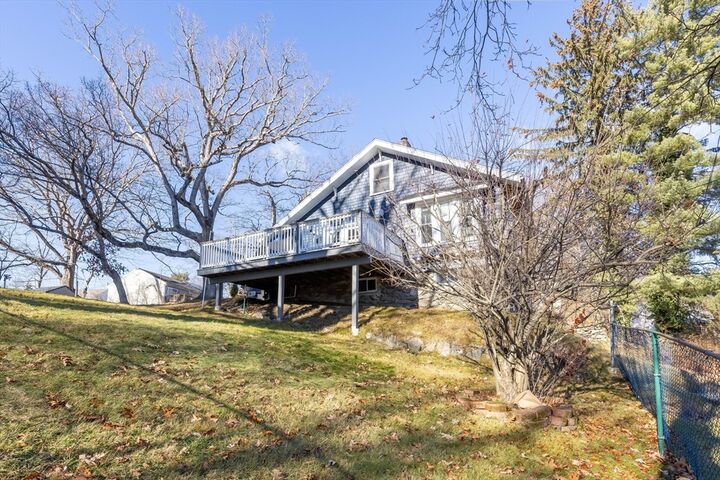 Property Photo:  2 Mystic St  MA 01607 