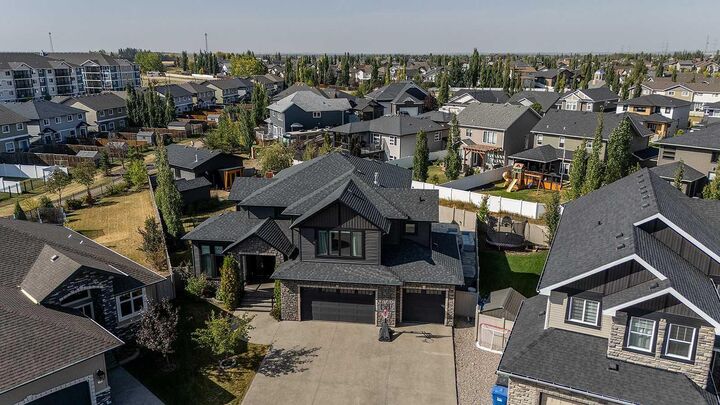 Property Photo:  26 Van Horn Close  AB T4R 0N3 