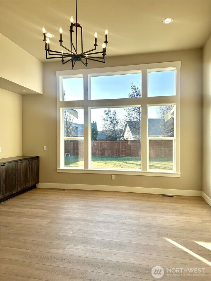 Property Photo:  2515 N Dandelion Lane  WA 98926 