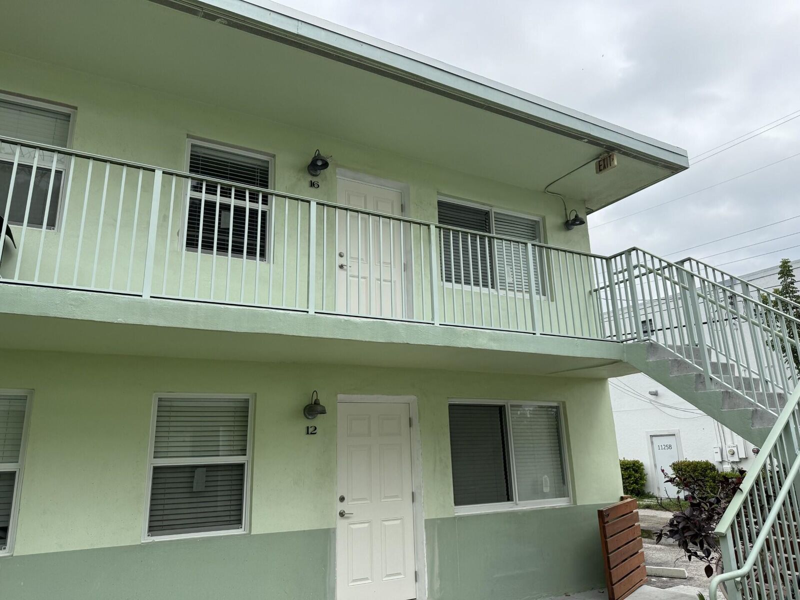 Property Photo:  1118 N H Street 16  FL 33460 