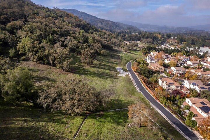 Property Photo: 2884 Berwick Avenue CA 95020