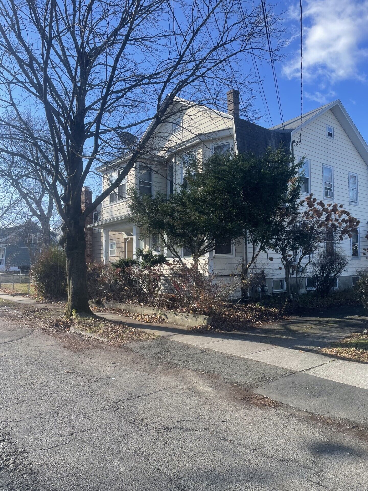 Property Photo: 271 Swanson Avenue CT 06614