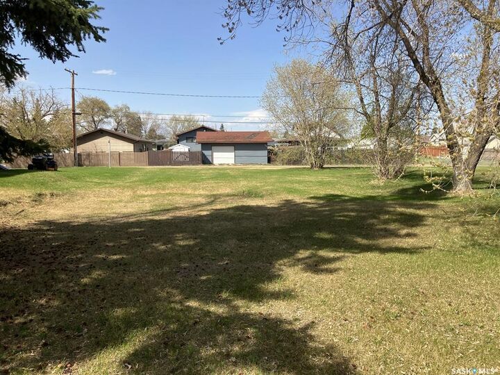 621 10th Avenue W — photo 1