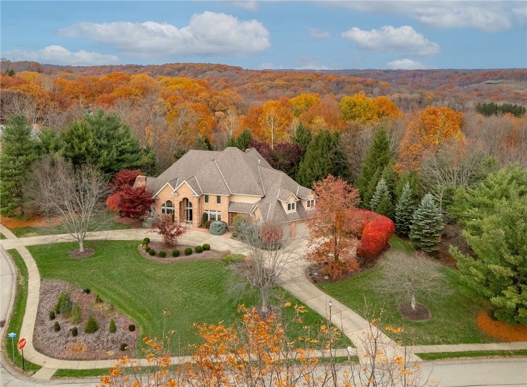 Property Photo: 2133 Legran Dr PA 15044