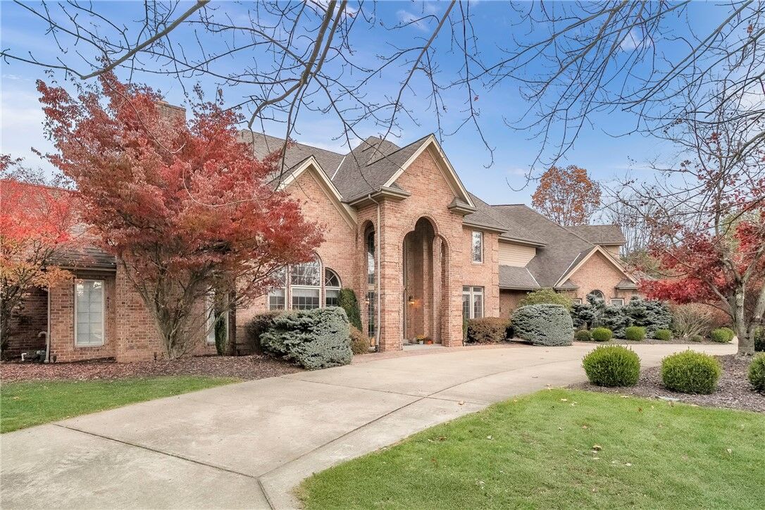 Property Photo:  2133 Legran Dr  PA 15044 