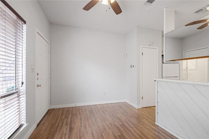 Property Photo:  2210 Pearl Street 205  TX 78705 