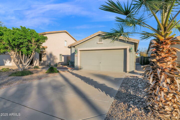 Property Photo: 1726 E Anastasia Street AZ 85140