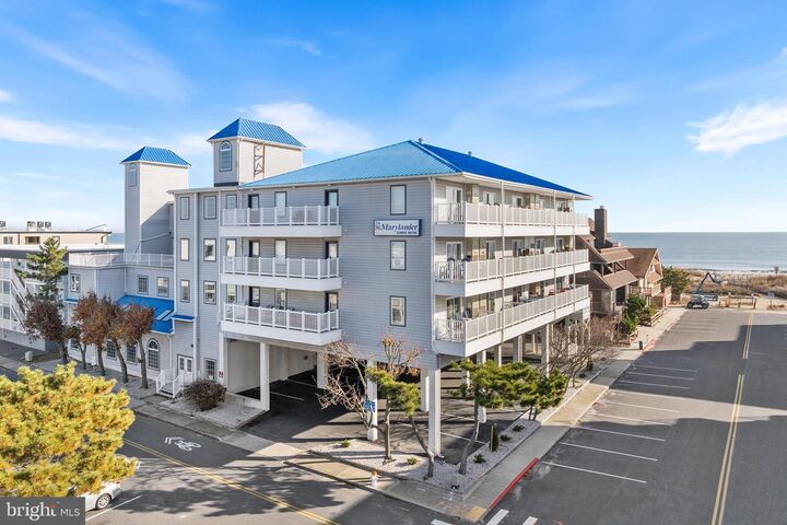 Property Photo:  6 127th Street 402  MD 21842 