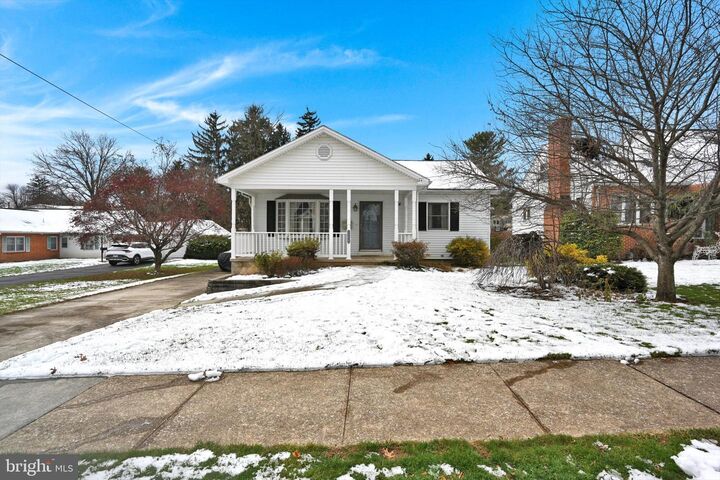 1308 Oak Lane  New Cumberland PA 17070 photo