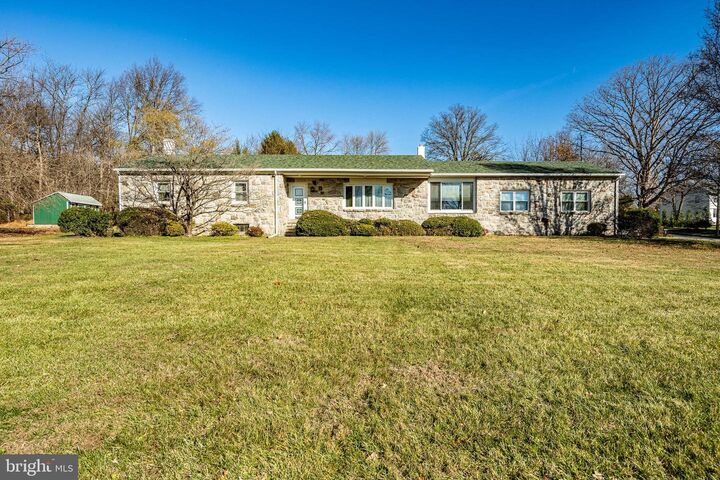 566 Egypt Road  Phoenixville PA 19460 photo