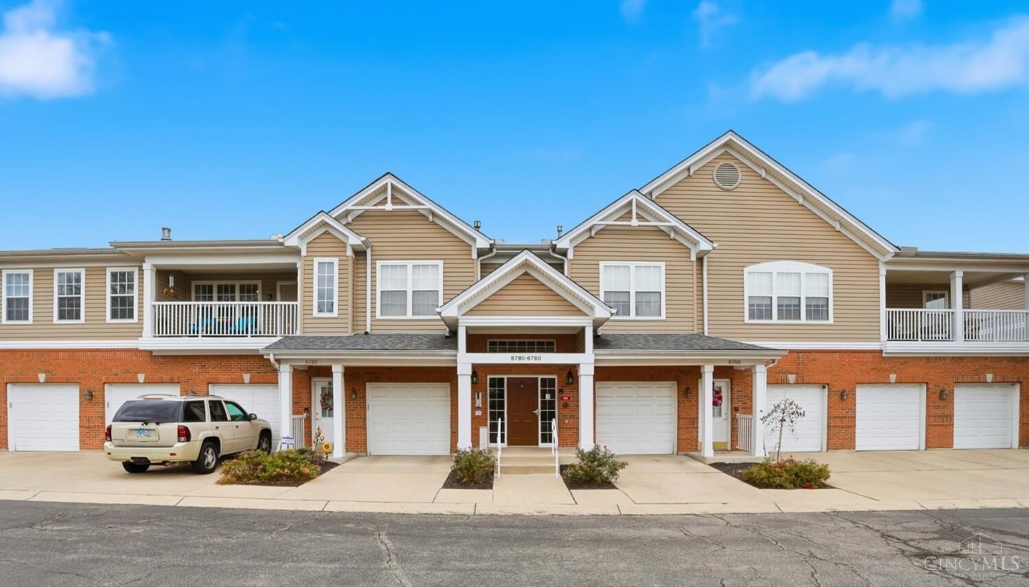 Property Photo: 6770 Kelseys Oak Court OH 45248