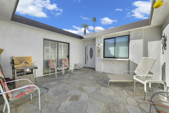 Property Photo: 11 Juan Carlos Drive CA 92270