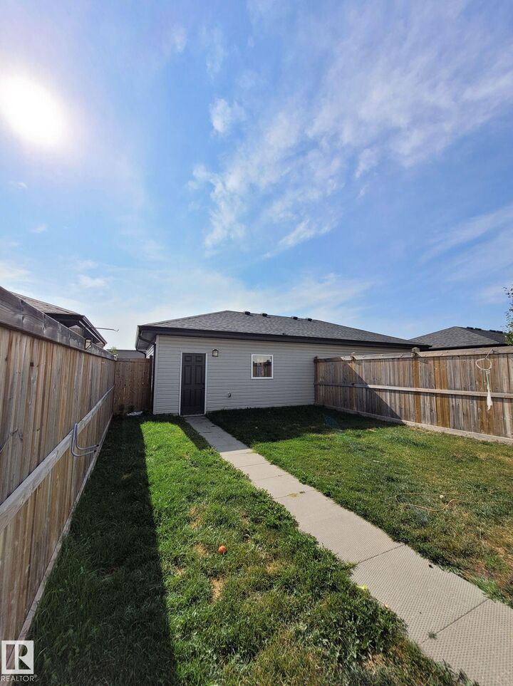 Property Photo: 157 Radcliffe Wynd AB T8L 0S9