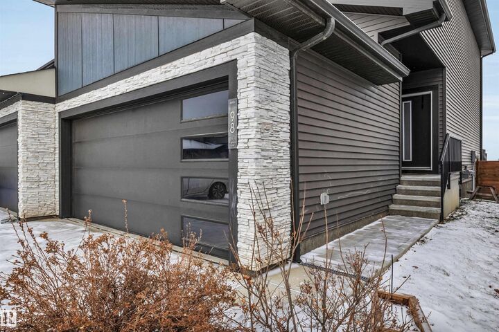 Property Photo:  98 Kingsbury Circle  AB T7X 0C9 