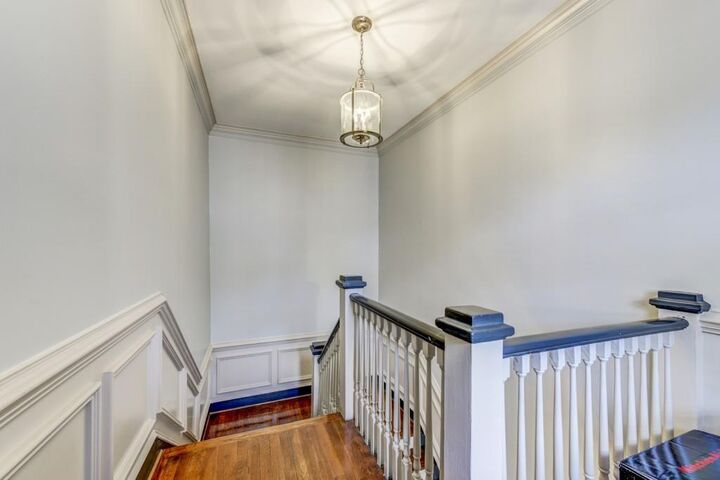 Property Photo:  28 Collier Road NW 11  GA 30309 