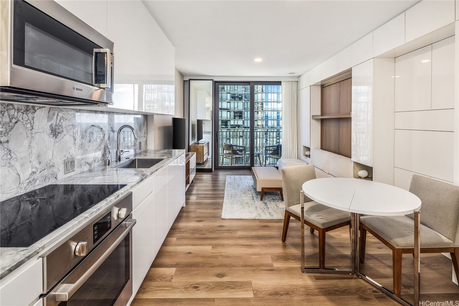 Property Photo: 987 Queen Street 1806 HI 96814