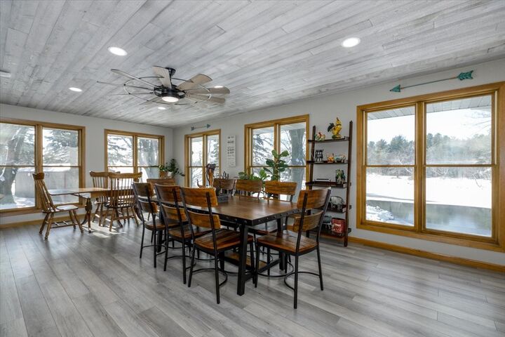 Property Photo: 665 198th Avenue IA 50219