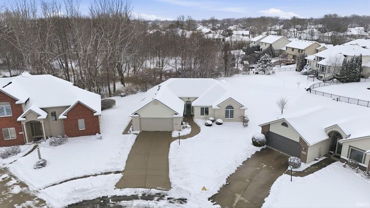 Property Photo:  13611 Split Rock Cove  IN 46845-9133 