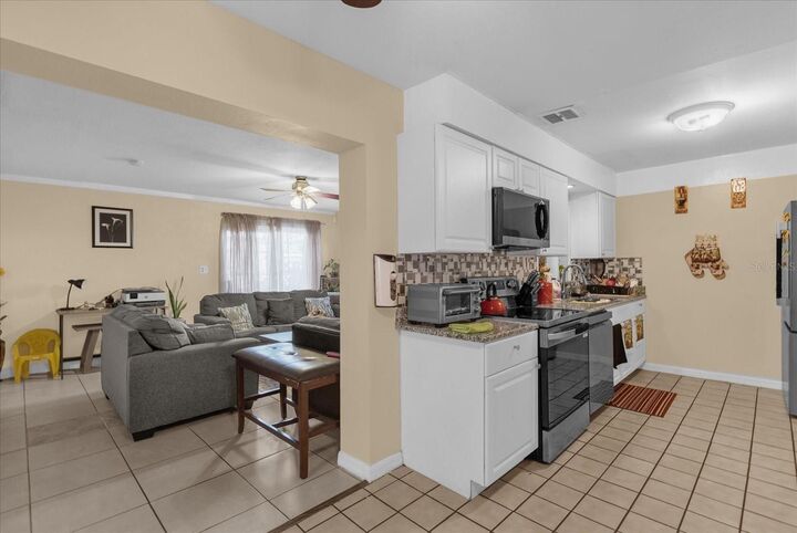 Property Photo:  3620 Westgate Road  FL 32808 